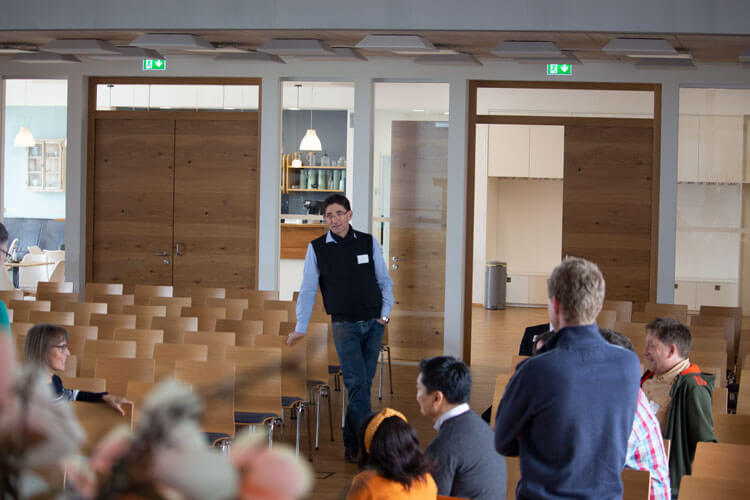 Gerhard_Teilnehmer-Bauseminar-Besichtigung-COB